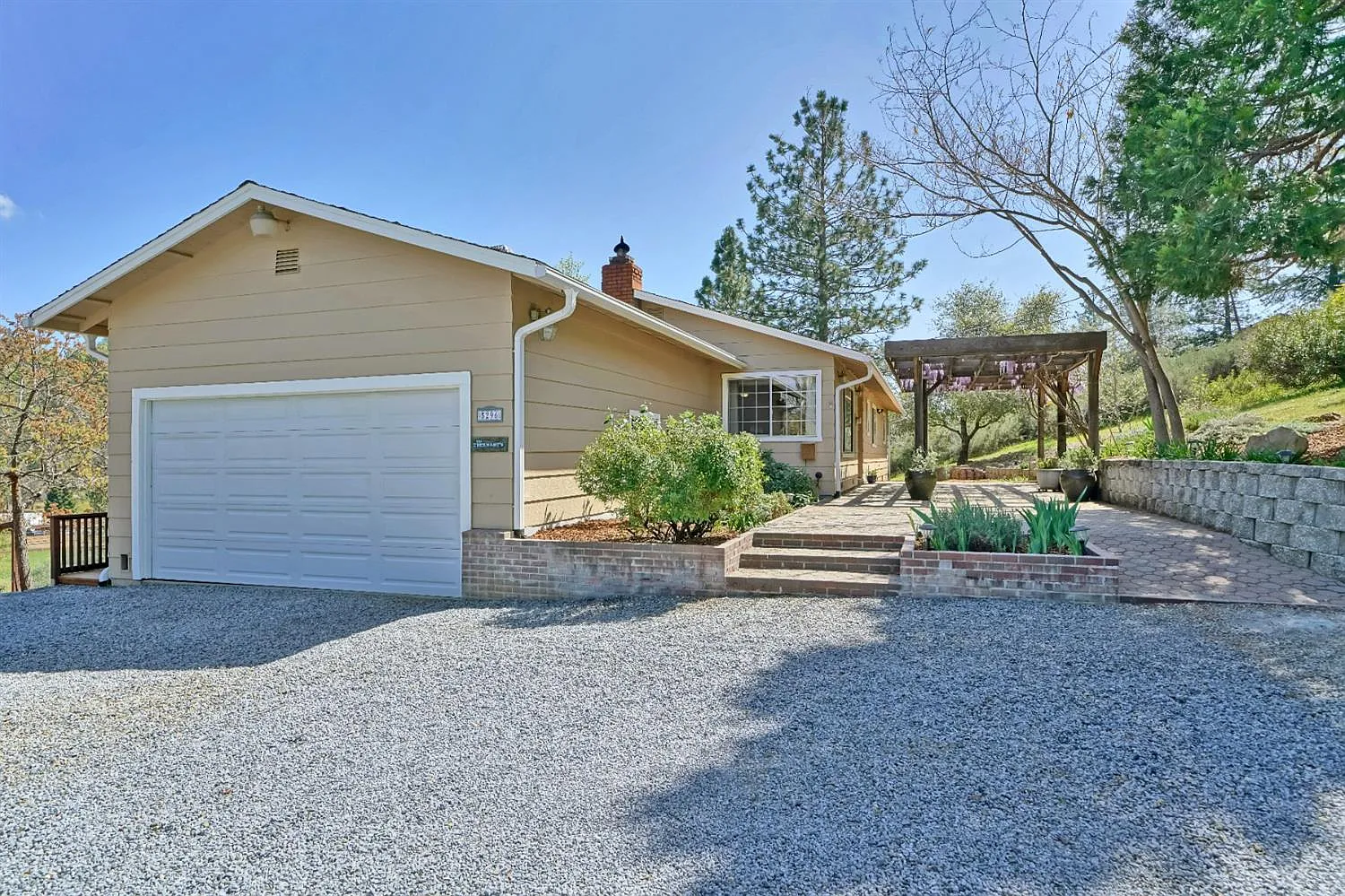 5296 Newtown Rd photo 1