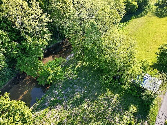 4th image of 1238 Ruritan Run Rd