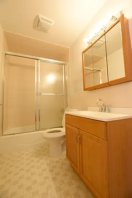 Rented by REAL New York | media 20