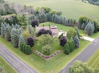 S44W27532 Elk Valley Rd, Waukesha, WI 53189