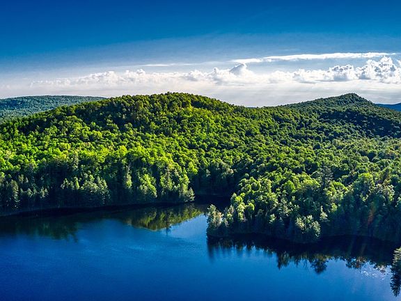 4th image of 45 Twin Ponds Preserve