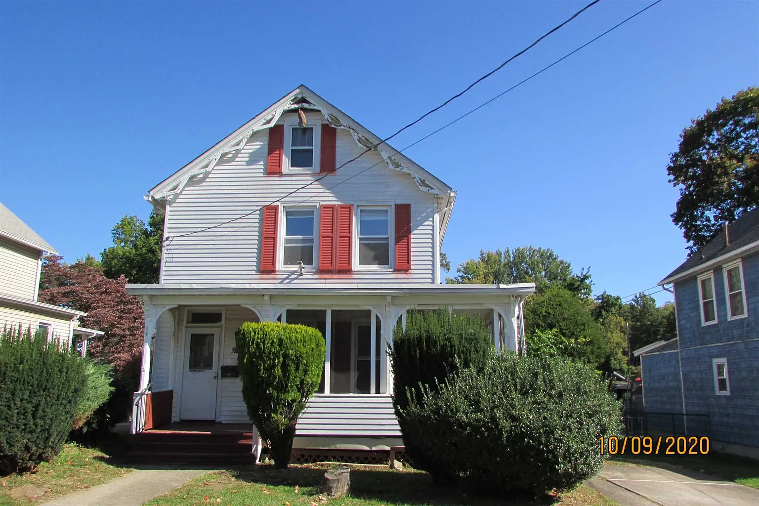 9 Maple St photo 1