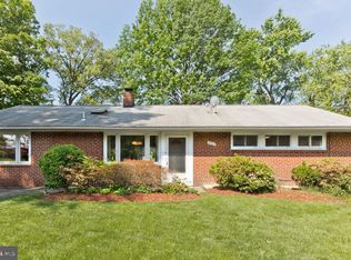 5902 Hanover Ave, Springfield, VA 22150