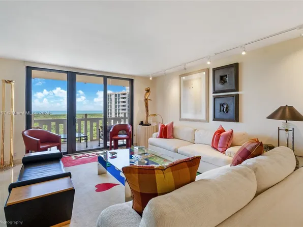1111 Crandon Blvd APT B803, Key Biscayne, FL 33149