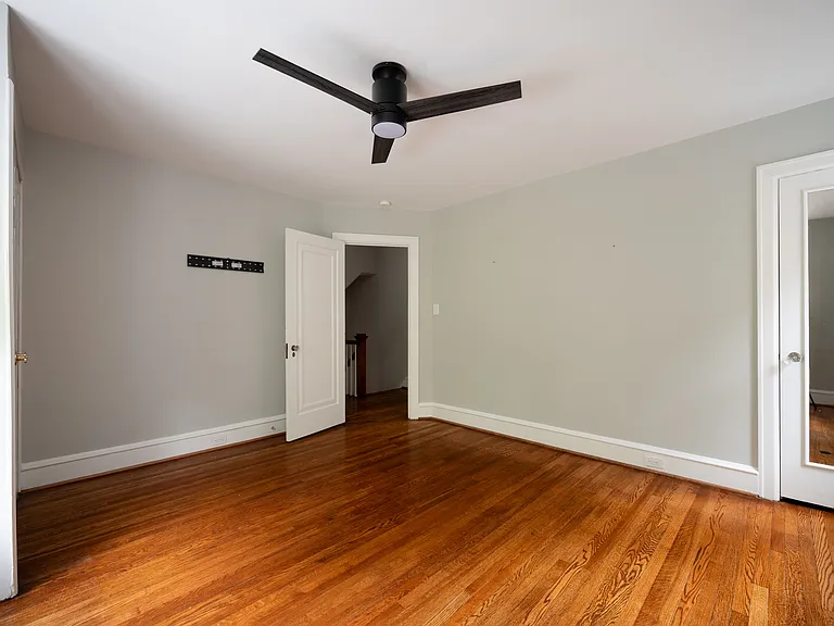 1406 Lovering Ave — Photo 20