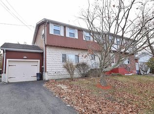2 Country Club Dr #A, Randolph, MA 02368