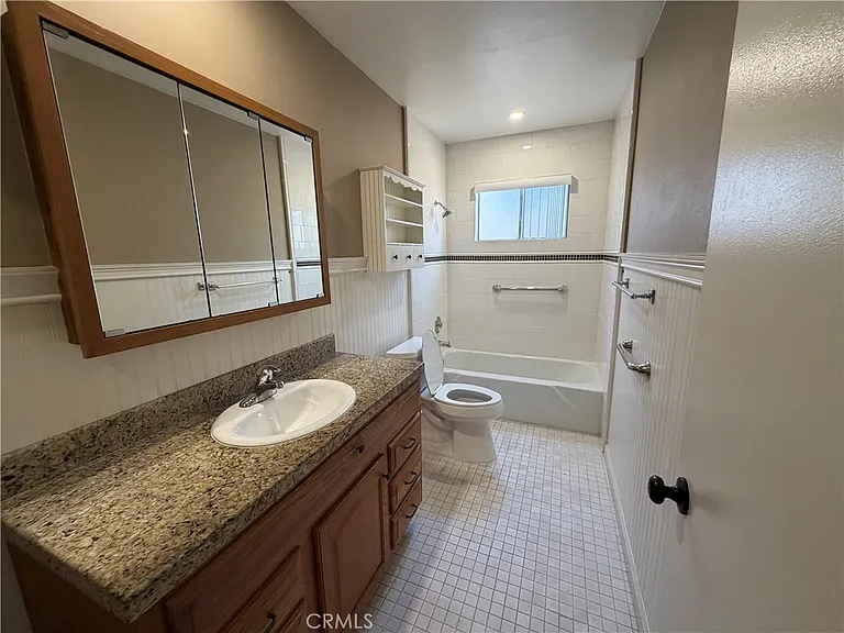 28461 Portsmouth Dr — Photo 10