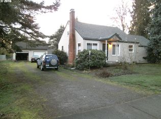 8870 SW Locust St, Tigard, OR 97223