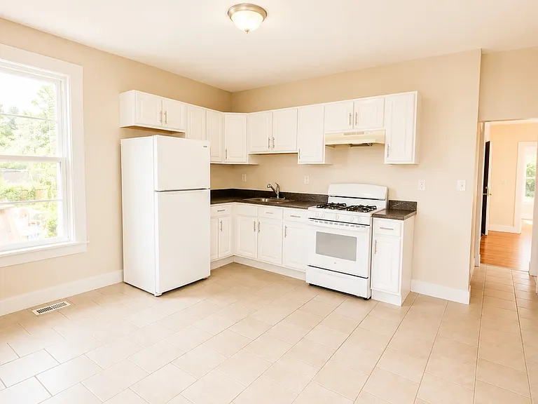 48 Fulton St #1 — Photo 1