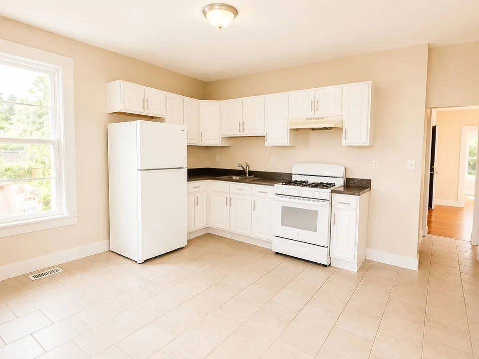 48 Fulton St #1