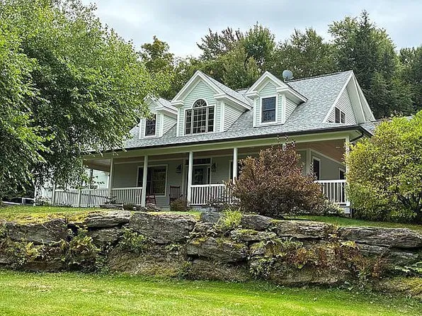 1055 Moren Loop, Morrisville, VT 05661