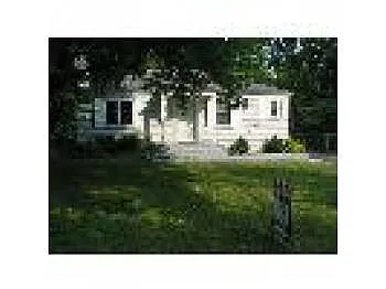 1114 Irvington Ct photo 1