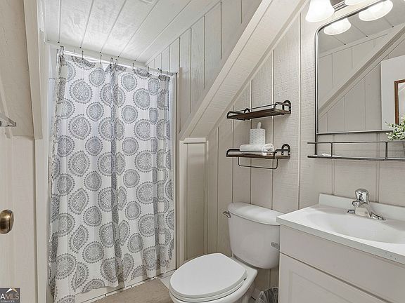 30th image of this home