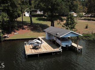 812 River Ridge Trl, Sparta, GA 31087