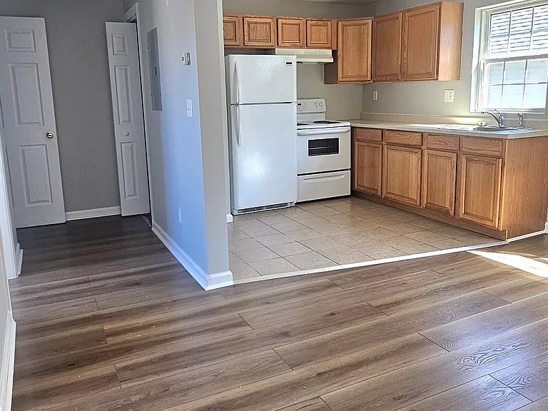 129 Main St #B2 — Photo 4