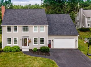 19 Evergreen Farms Rd, Scarborough, ME 04074