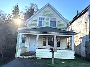 1741 Franklin Ave, Astoria, OR 97103