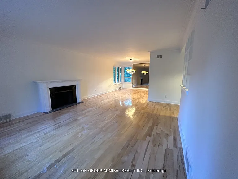 97 Valecrest Dr — Photo 8