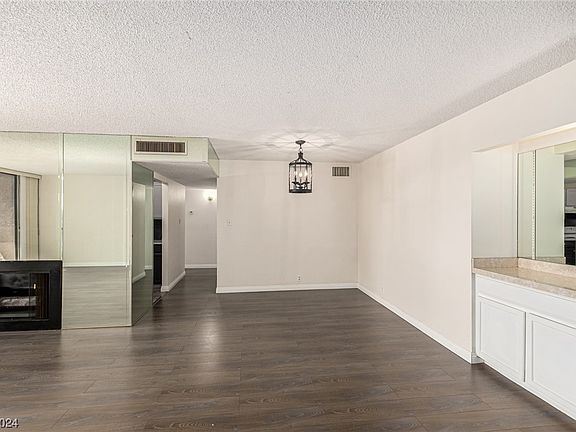 3rd image of 730 S Royal Crest Cir Unit 441