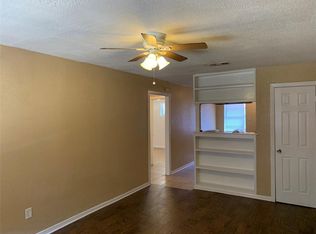 9440 Coffee St, Houston, TX 77033
