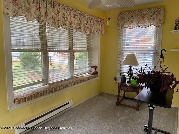 4th image of 8B Valley Forge Dr
