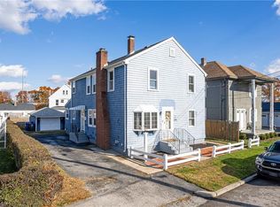98 Dodge St, Pawtucket, RI 02860