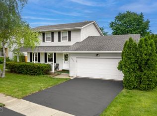 1917 N High Grove Ln, Palatine, IL 60074