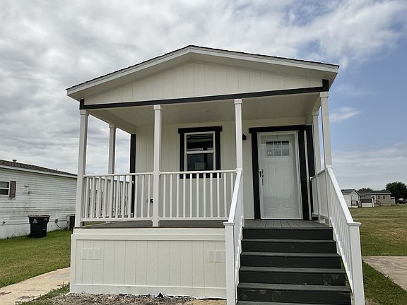 2nd image of 353 Alhambra Dr #200