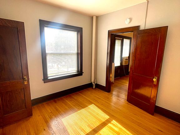 3rd image of 2510 Harney St #27