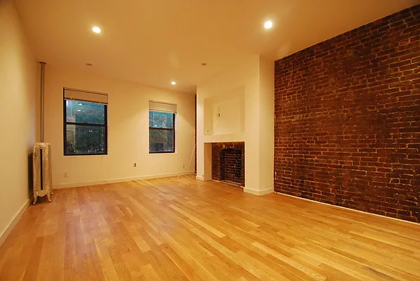 Rented by Bohemia Realty Group | media 2