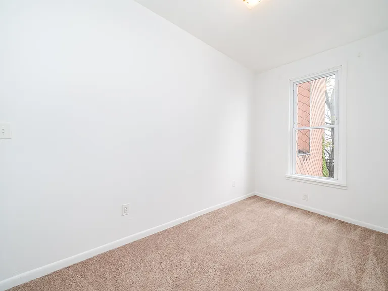434 Central Ave #3L — Photo 3