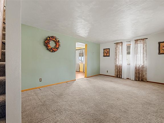 5th image of 1134 Strawn Ave