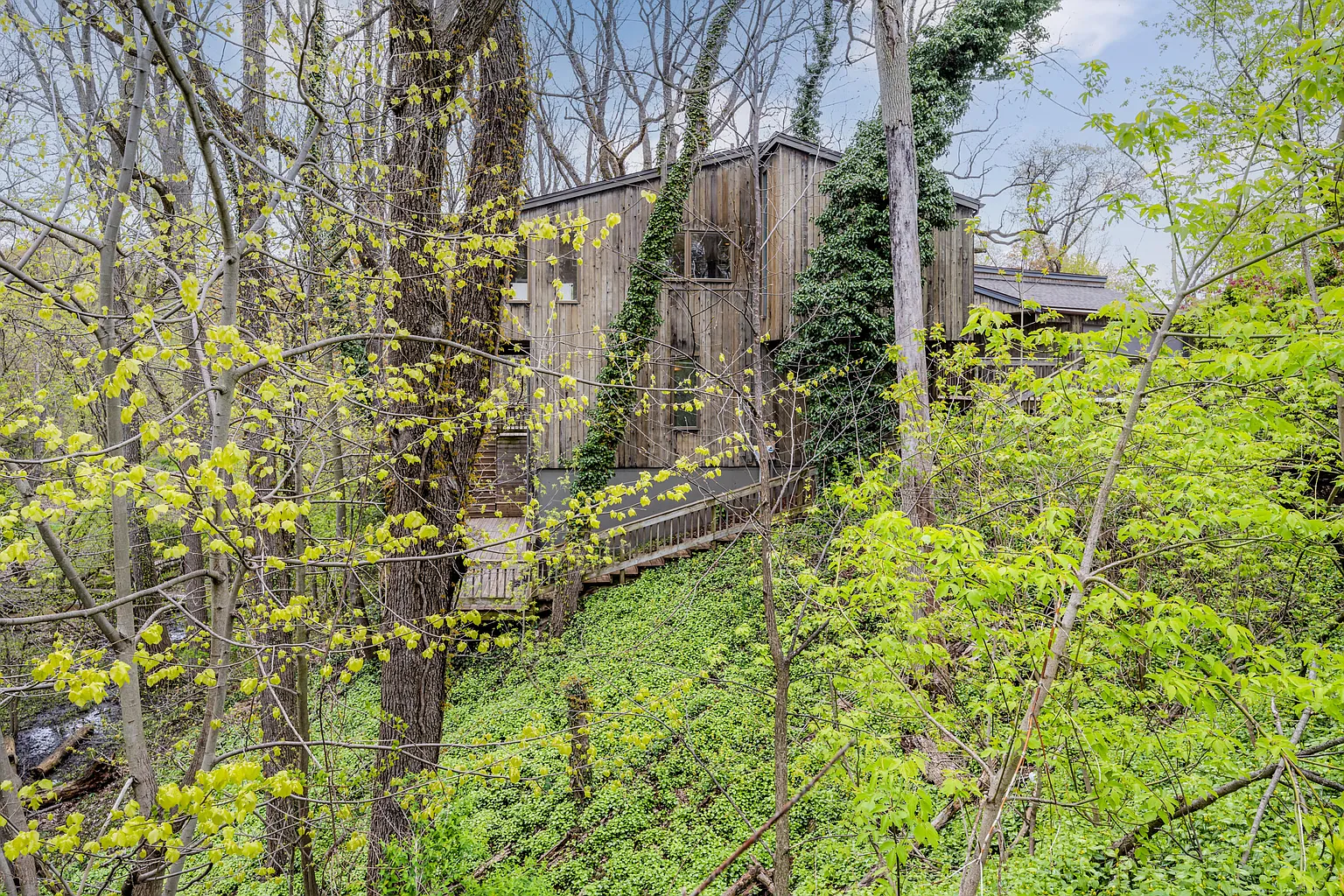 701 Kingsley Ave photo 1