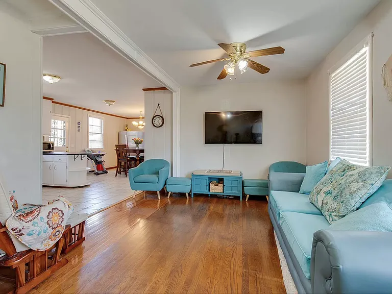366 Brewer Dr — Photo 7