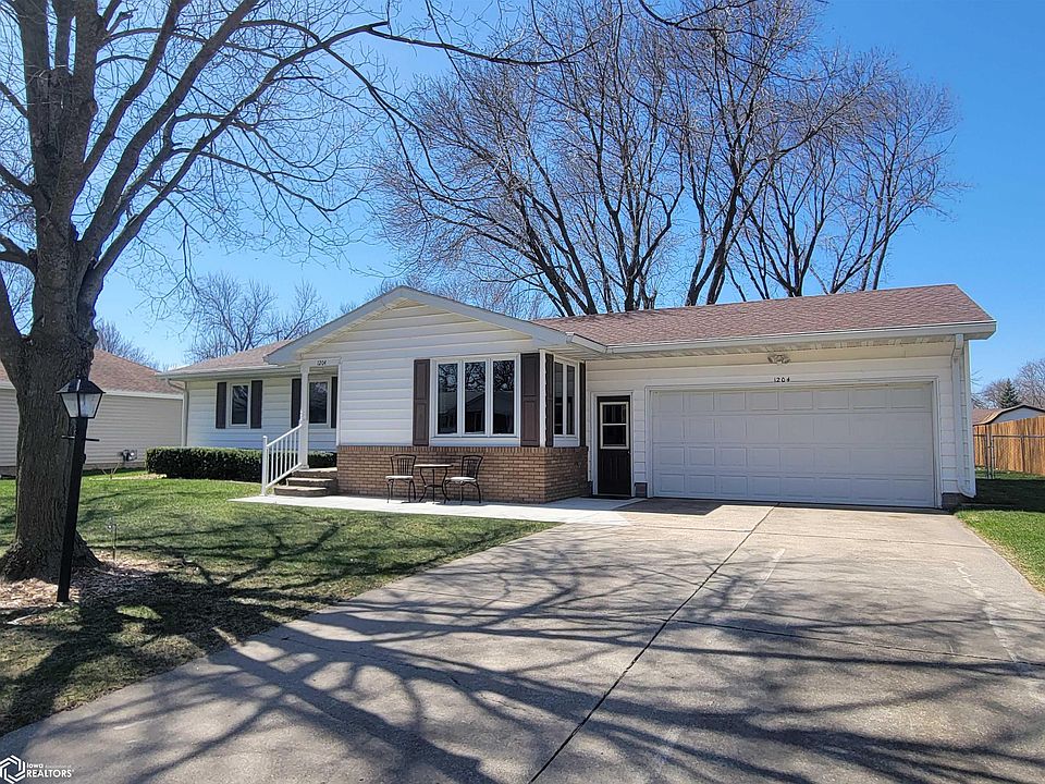 1st image of 1204 Southfield Dr
