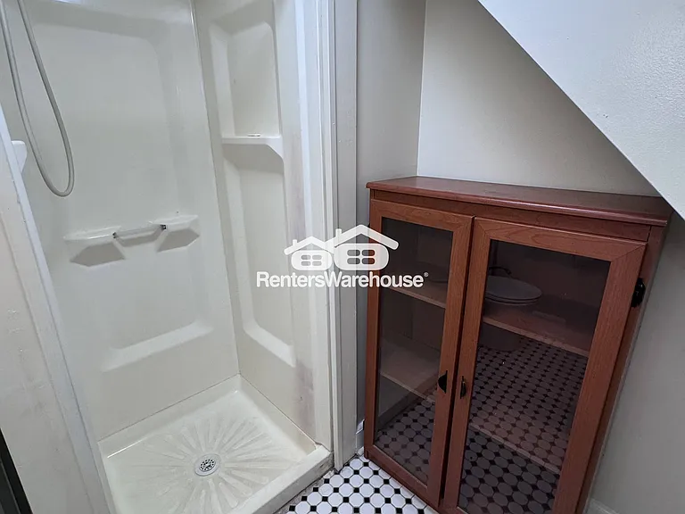 1802 Gough St — Photo 14