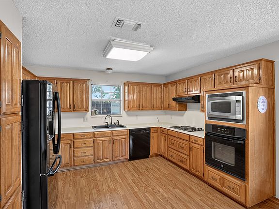 4th image of 5103 El Rancho Ct