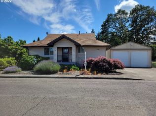 135 S 22nd St, Saint Helens, OR 97051