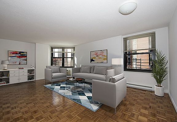 3rd image of 1763 2nd Ave APT 5L