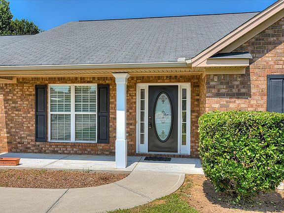 5th image of 2048 Lake Forest Drive