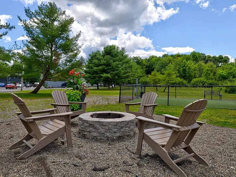 Tall Oaks Apartments — Photo 5