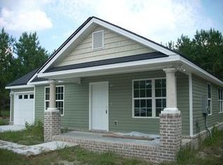 102 Berry Ln, Clyo, GA 31303