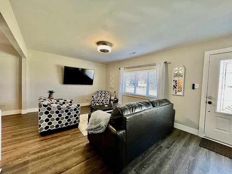 105 Boyd Ln — Photo 11