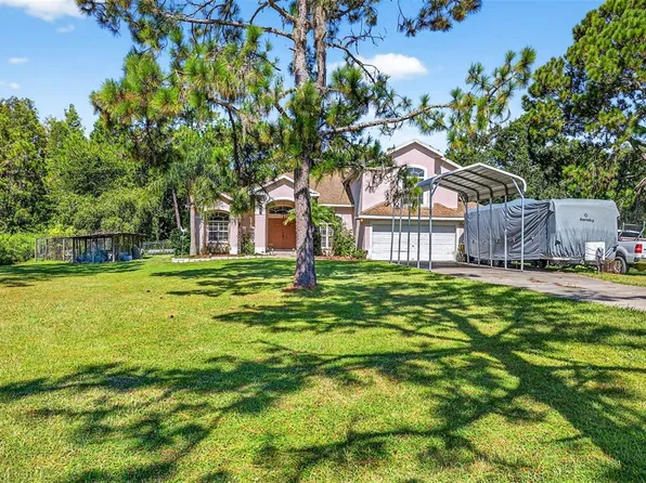 7911 Pine Lands Dr, Wesley Chapel, FL 33544