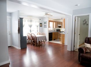 905 River Rd, Weare, NH 03281