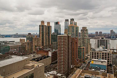 Rented by Sumitomo Real Estate Sales