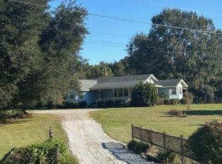 15 Holliman Cemetery Rd, Carriere, MS 39426