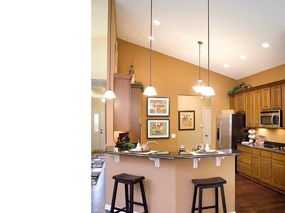 5th image of 503 Stoneledge Dr