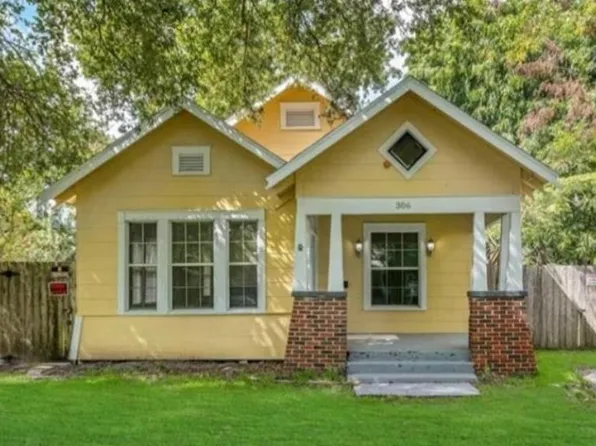 306 8th Ave N, Texas City, TX 77590