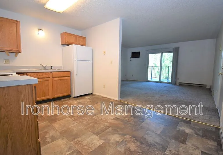 809 W Villard St #47 — Photo 8